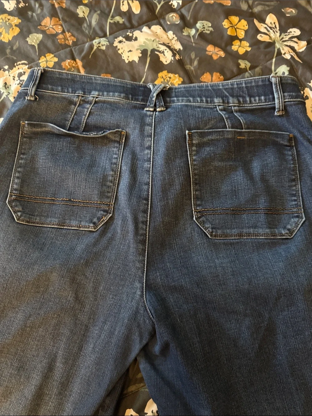 Wit & Wisdom long Bermuda shorts